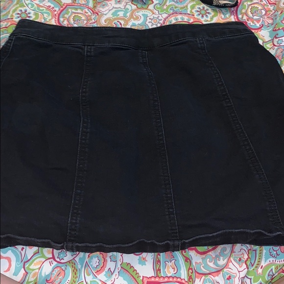 Mini skirt black - Picture 2 of 3